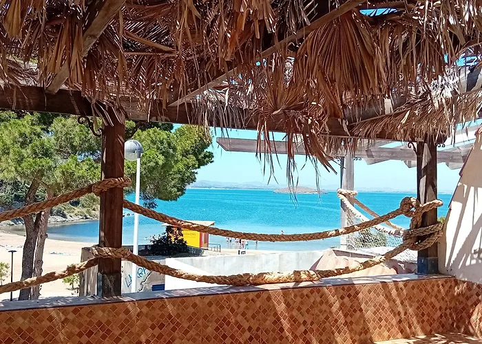 Cala Del Pino 拉曼加戴尔马尔梅纳