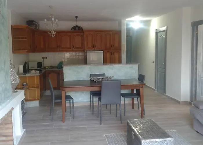 Cala Del Pino 라망가델마르메노